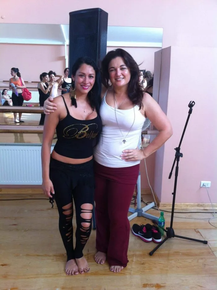 DanzaArabeNayra-49-e1576631569733