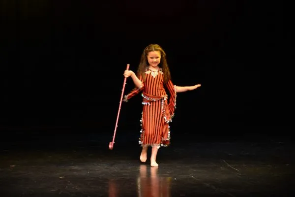 NayraDanzaArabe-49-2-e1576390168126
