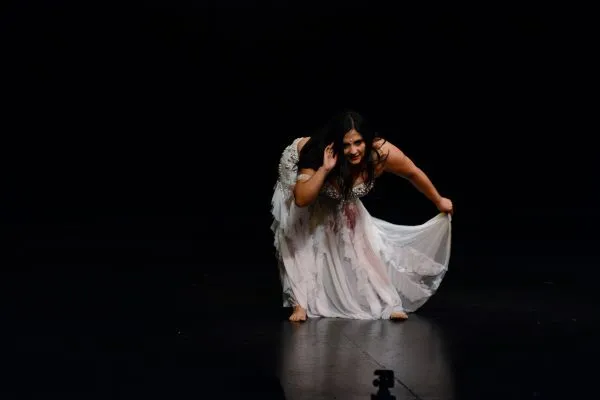 NayraDanzaArabe-56-e1576390365648