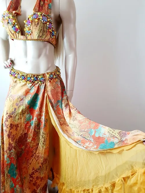 Trajes de Danza Árabe — Bazar Nayra