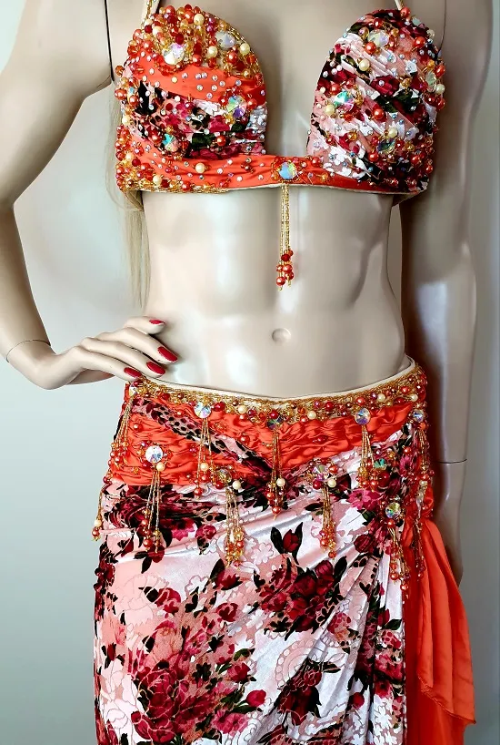 Trajes de Danza Árabe — Bazar Nayra